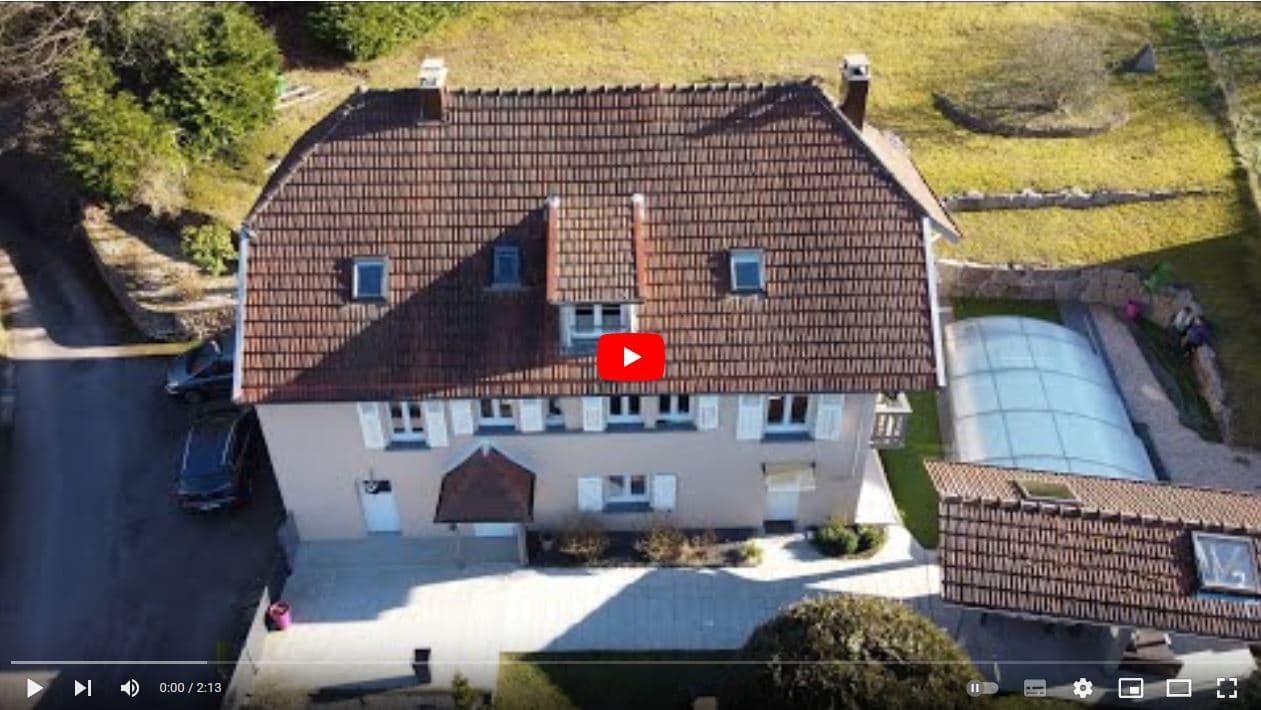 Gästehaus aux2lacs Video aus der Vogelperspektive Pierre-Percée Vosges Meurthe-et-Moselle